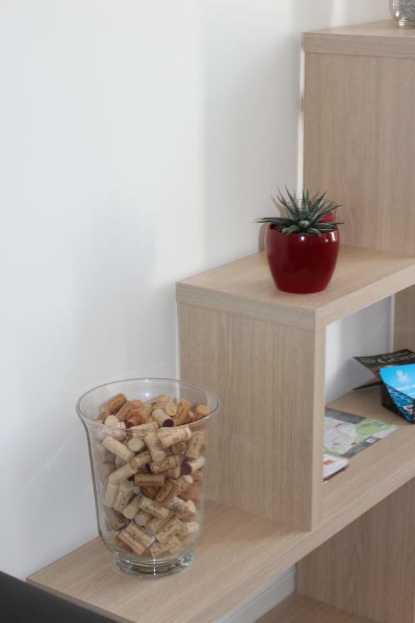 Gite Les 3 Tours 1E Etage การ์กาซอน ภายนอก รูปภาพ